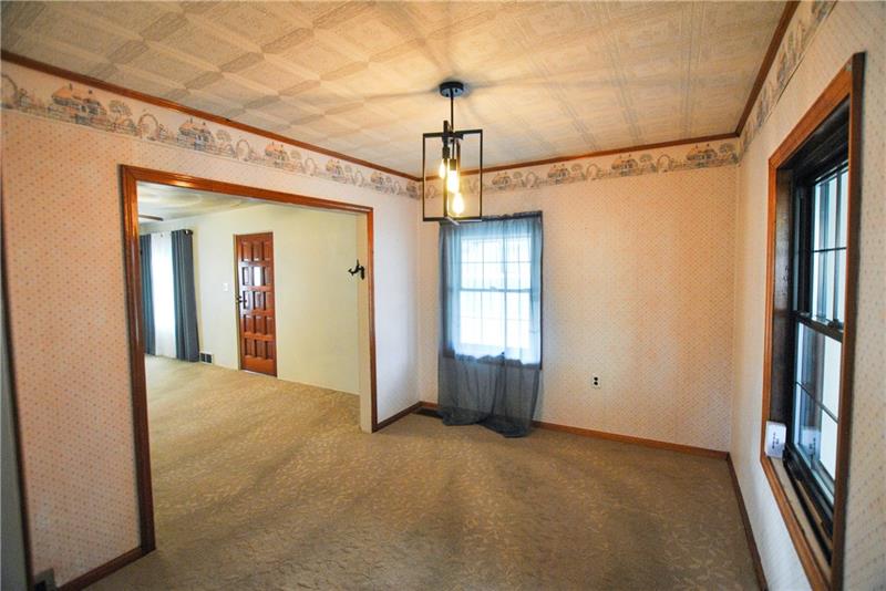 693 Mushrush Road Butler, PA 16002 - Photo 4 of 16