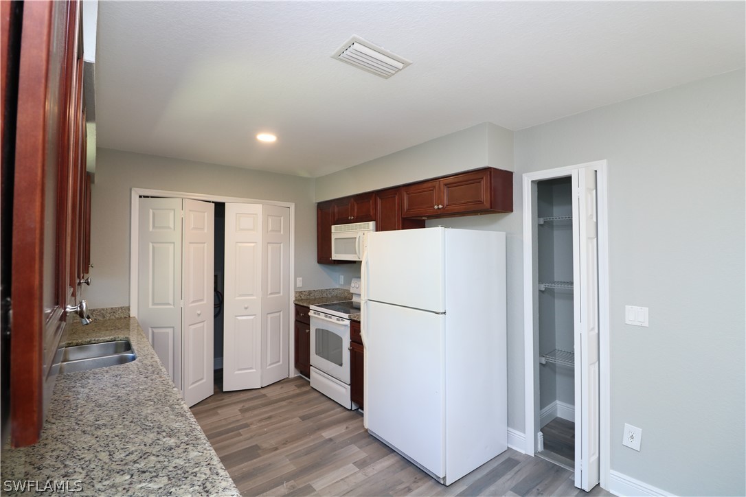 8181 Albatross Road Fort Myers, FL 33967 - Photo 8 of 18 Gallery Image 8