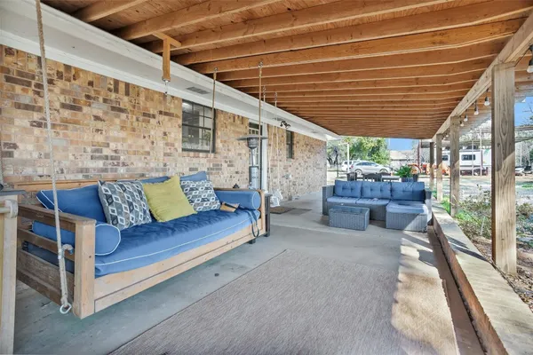 $385,000 | 902 Highway 259, Mount Enterprise, TX 75681