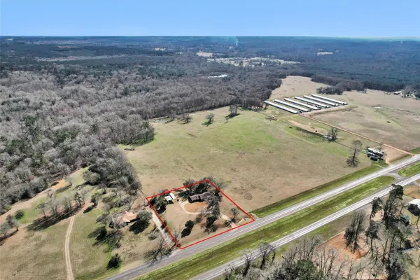 $385,000 | 902 Highway 259, Mount Enterprise, TX 75681