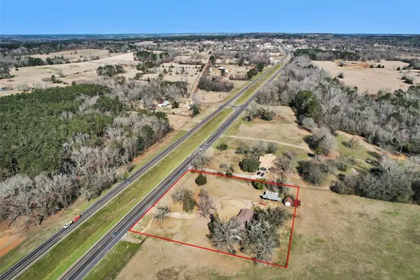 $385,000 | 902 Highway 259, Mount Enterprise, TX 75681