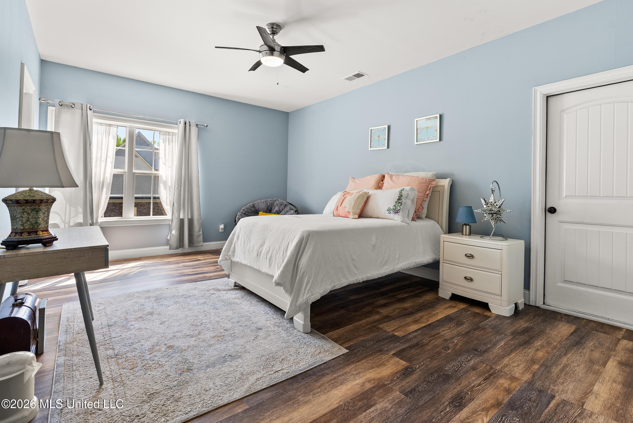 591 Shadow View Drive Hernando, MS 38632 - Photo 28 of 37 Bedroom 3 - Upstairs