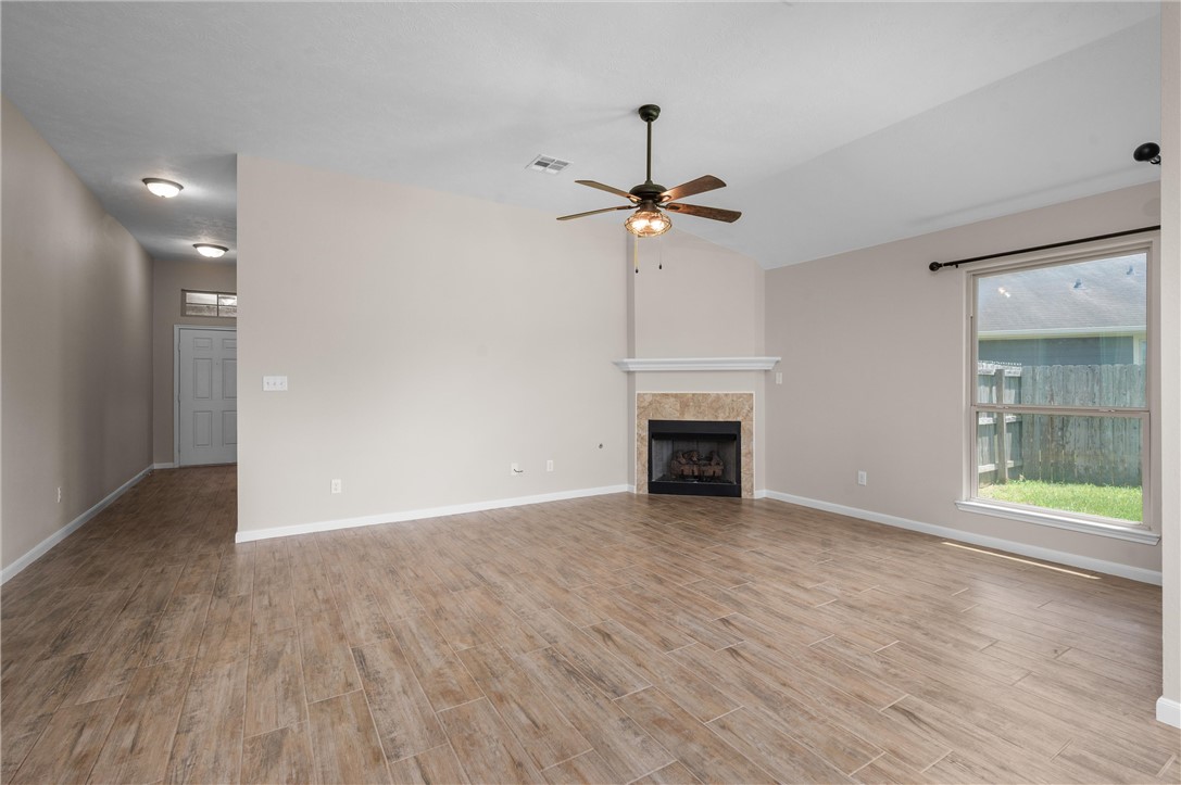 3075 Positano Loop Bryan, TX 77808 - Photo 8 of 20