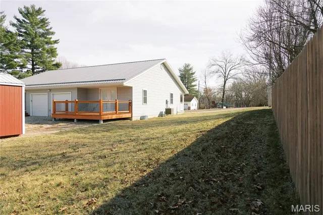 $246,000 | 133 1st Street, Rosebud, MO 63091