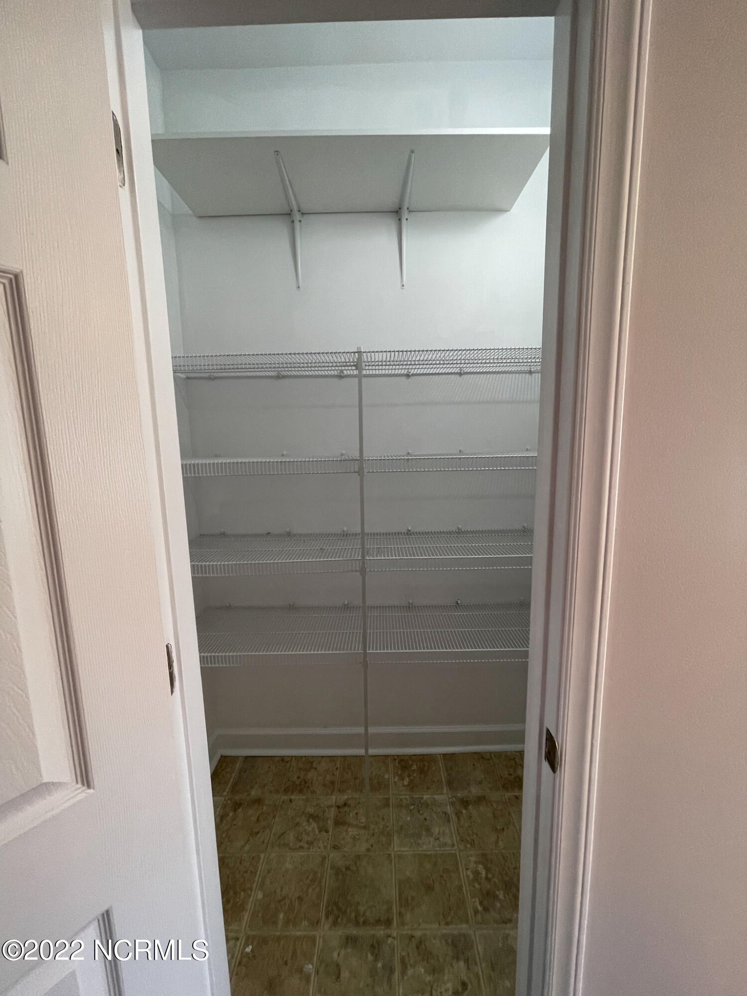 106 Bobwhite Circle Cape Carteret, NC 28584 - Photo 13 of 37 IMG_4560