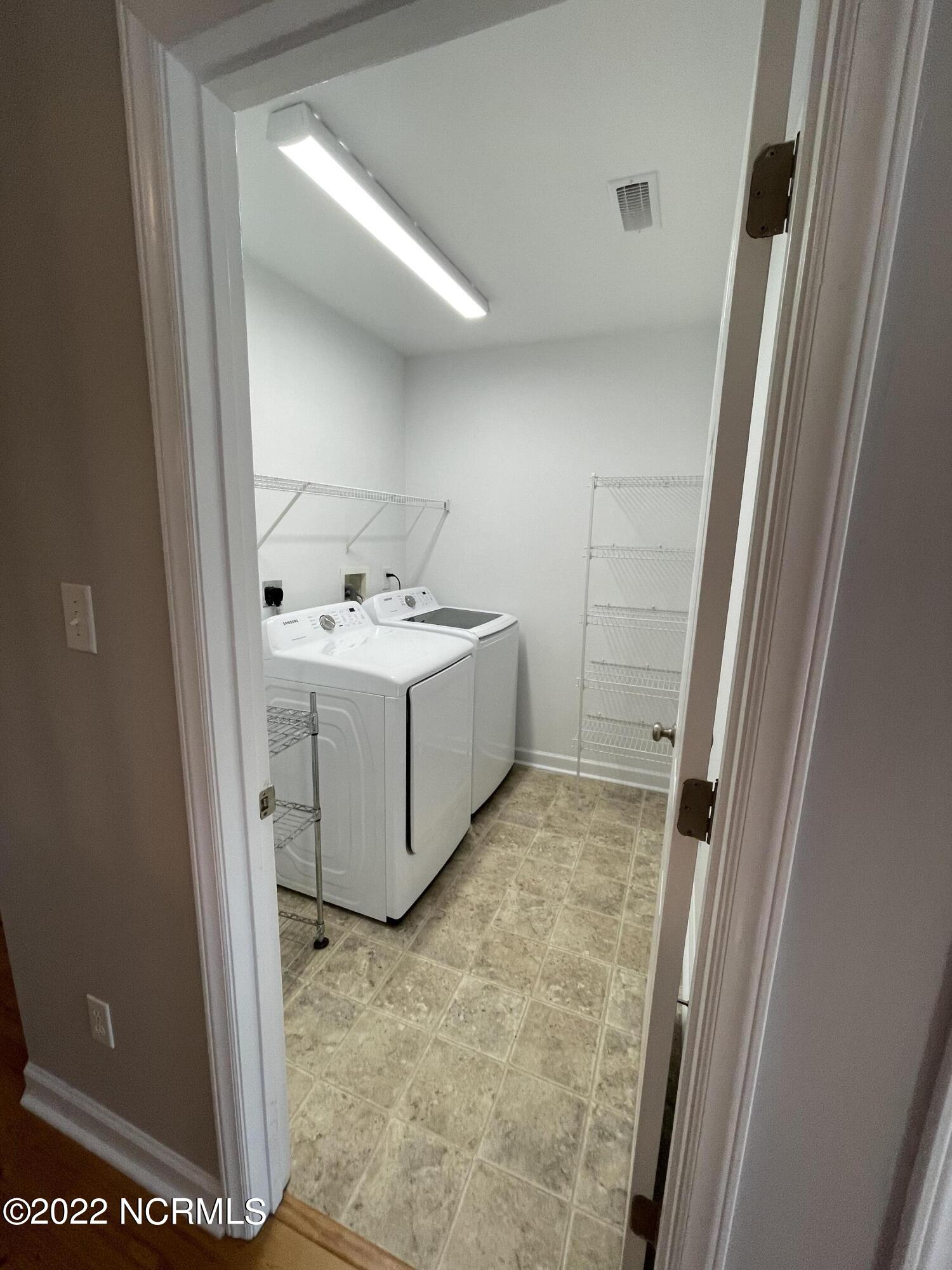 106 Bobwhite Circle Cape Carteret, NC 28584 - Photo 31 of 37 IMG_4612