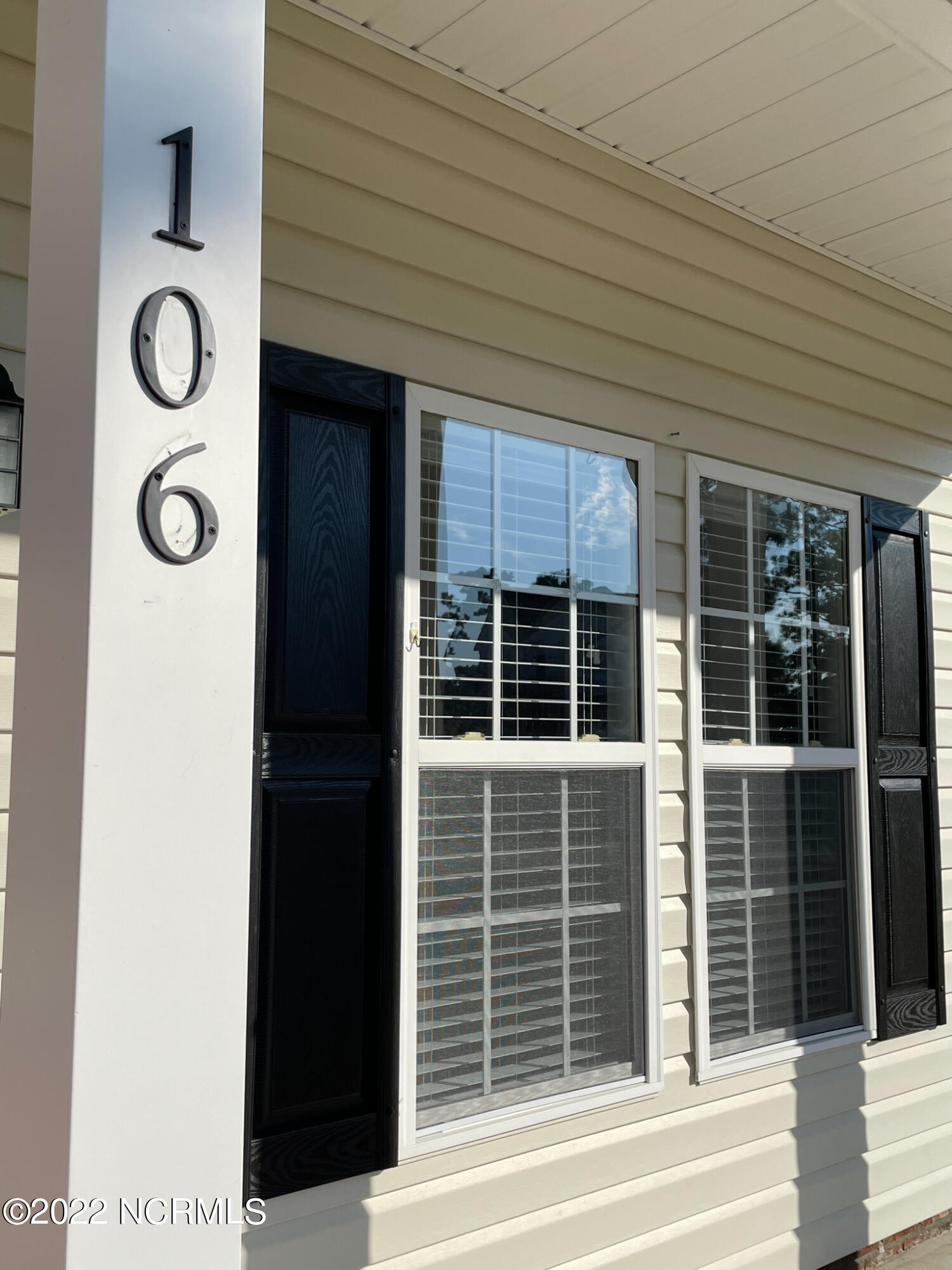 106 Bobwhite Circle Cape Carteret, NC 28584 - Photo 4 of 37 IMG_4529