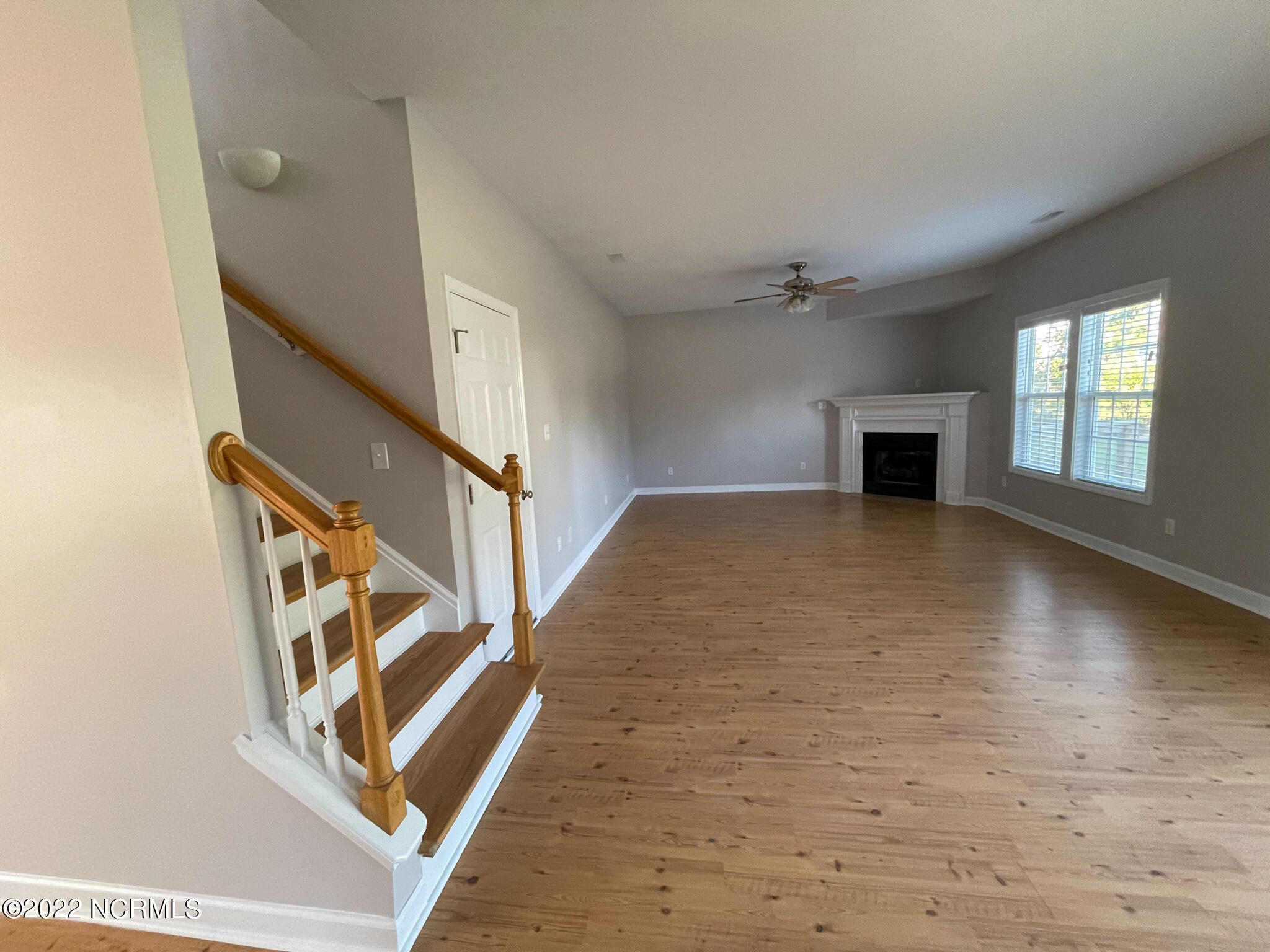 106 Bobwhite Circle Cape Carteret, NC 28584 - Photo 6 of 37 IMG_4547