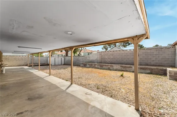 $1,950 | 6513 Capricorn Drive, Las Vegas, NV 89108