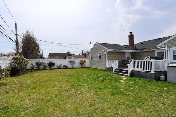 $929,000 | 921 Ilse Court, North Bellmore, NY 11710