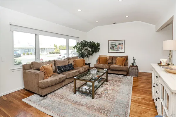 $929,000 | 921 Ilse Court, North Bellmore, NY 11710