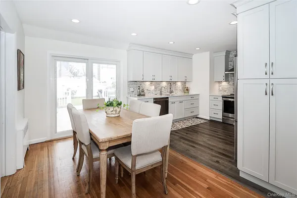 $929,000 | 921 Ilse Court, North Bellmore, NY 11710