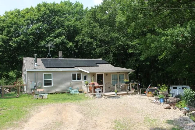 $599,000 | 4477 104th Avenue, Allegan, MI 49010