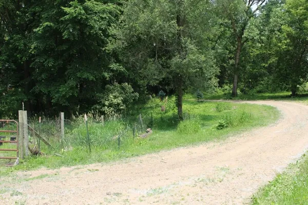 $555,000 | 4477 104th Avenue, Allegan, MI 49010