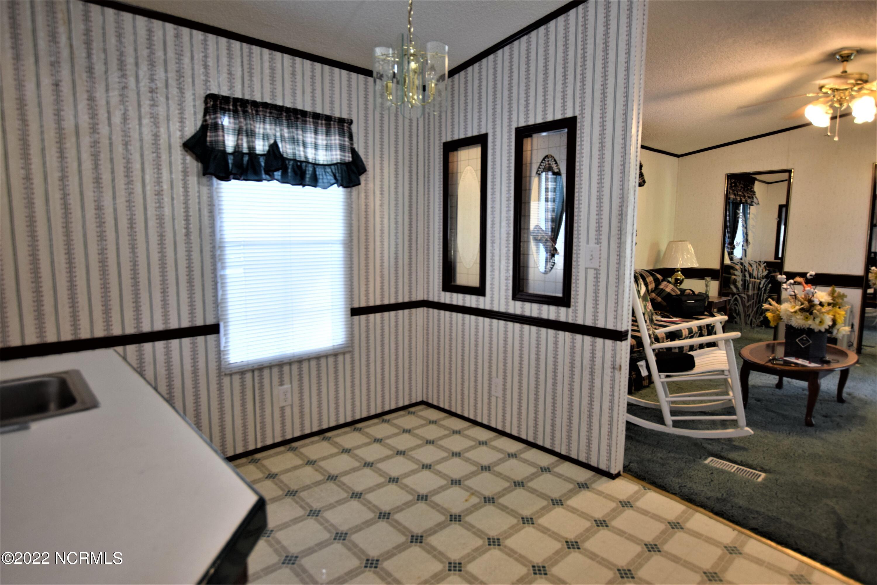 183 Eagle Branch Road Eagle Springs, NC 27242 - Photo 8 of 26 Dining Area