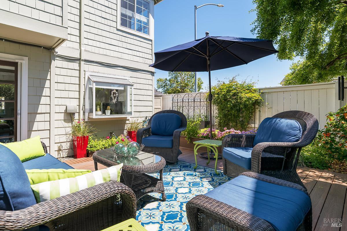 186 Ignacio Valley Circle Novato, CA 94949 - Photo 24 of 31