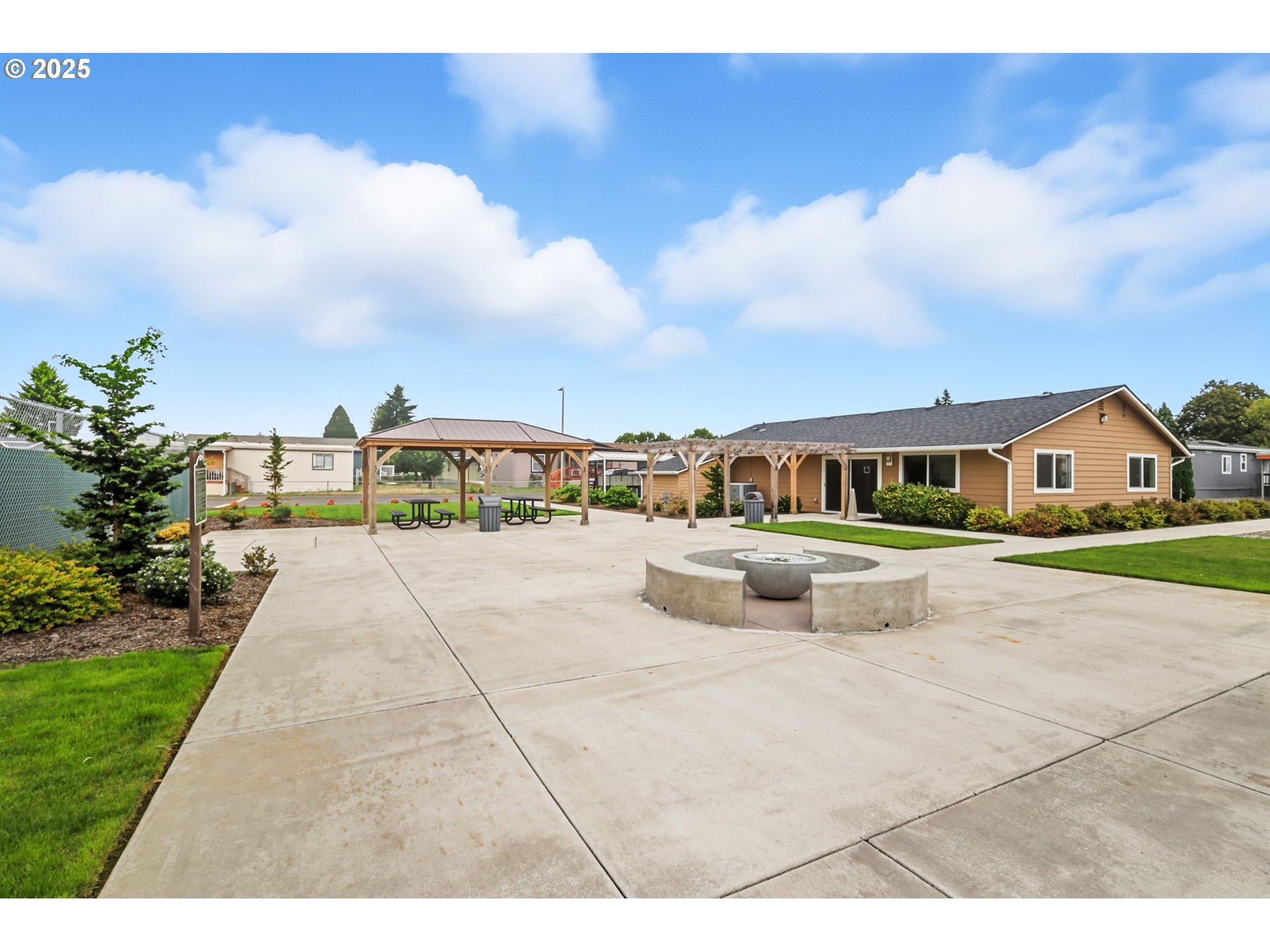 300 Southwest 7th Avenue, Unit 95 Battle Ground, WA 98604 - Photo 21 of 27 a front view of a house with a yard