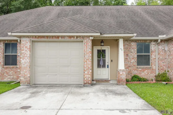 $1,500 | 10664 Florida Boulevard, Unit 9C, Walker, LA 70785