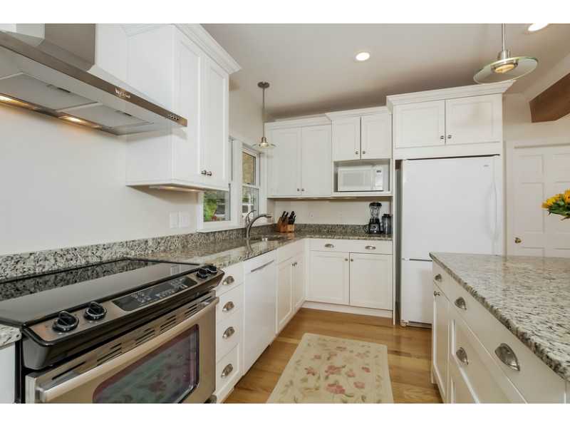 148 Cedar Island Road Narragansett, RI 02882 - Photo 12 of 25 Kitchen.