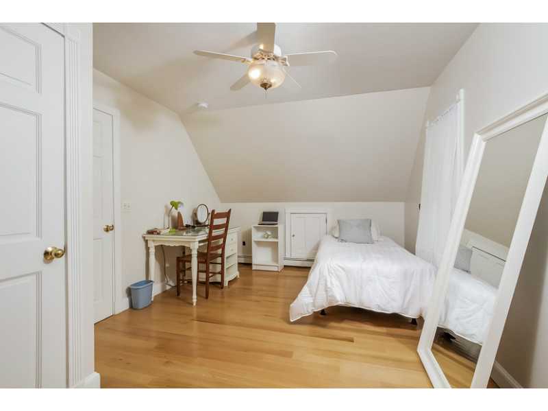 148 Cedar Island Road Narragansett, RI 02882 - Photo 17 of 25 Bedroom.