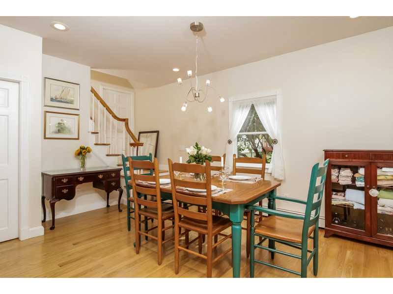 148 Cedar Island Road Narragansett, RI 02882 - Photo 8 of 25 Dining Area.