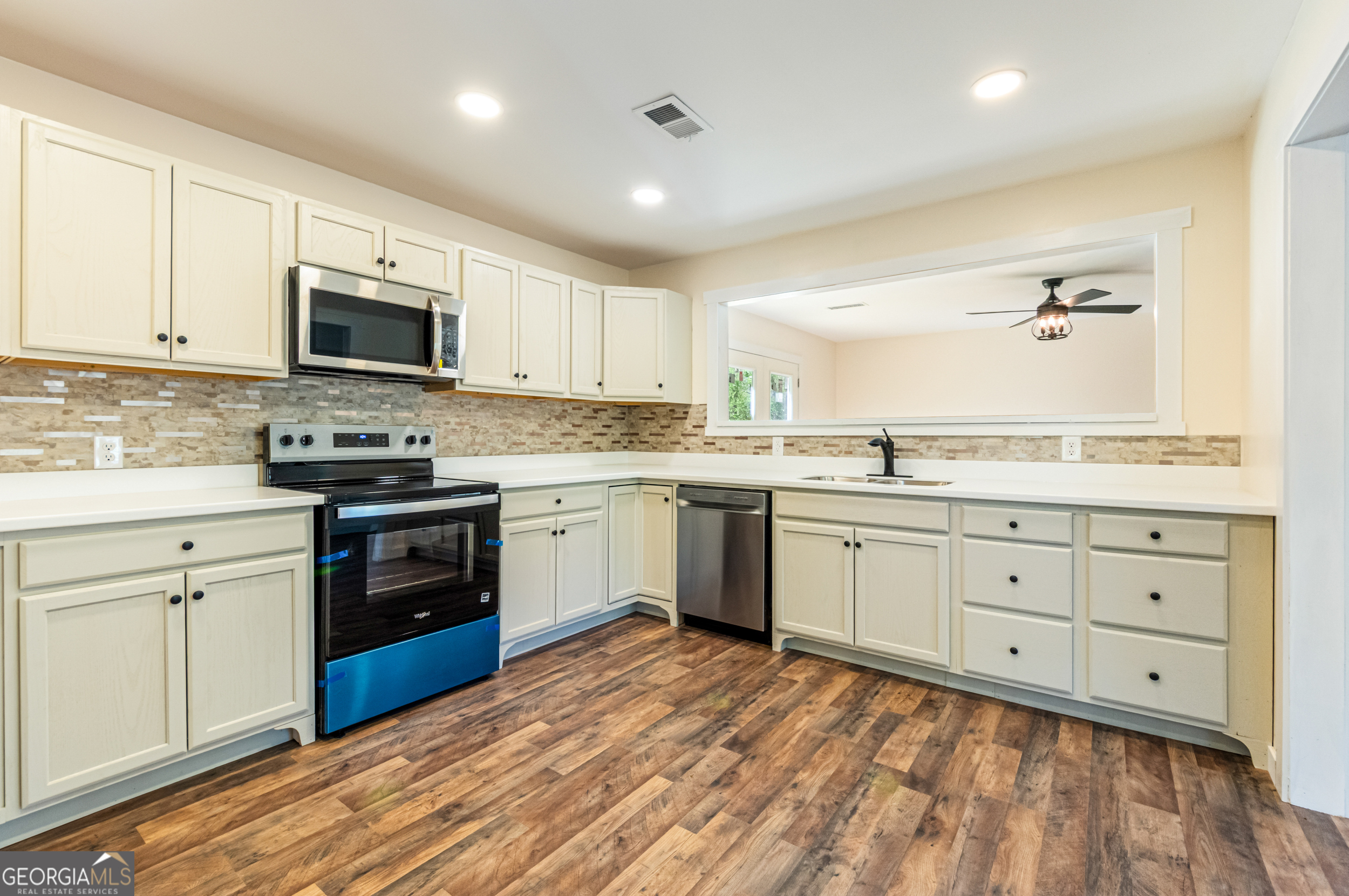 684 Faith Lane Clarkesville, GA 30523 - Photo 8 of 42