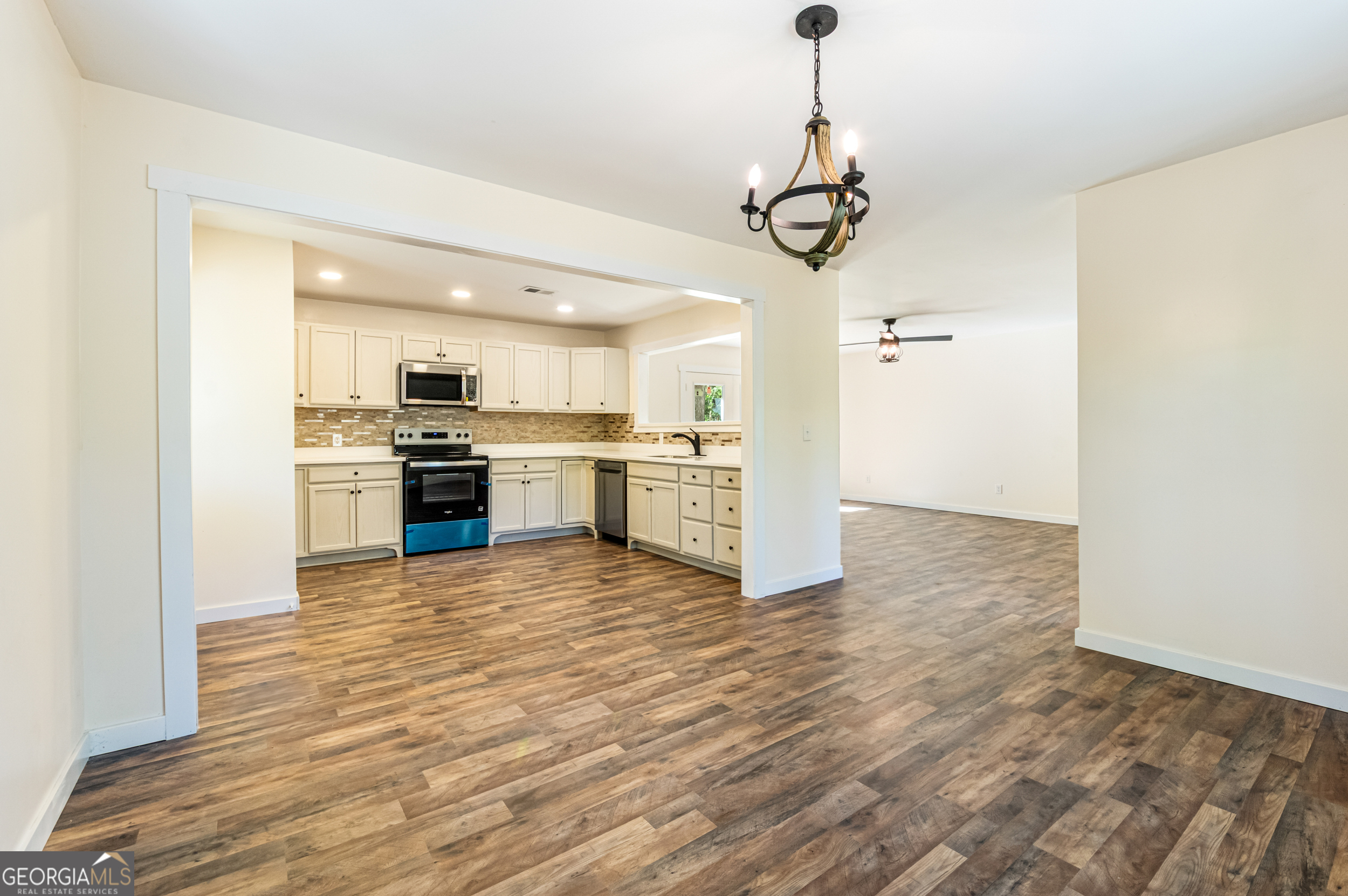 684 Faith Lane Clarkesville, GA 30523 - Photo 10 of 42