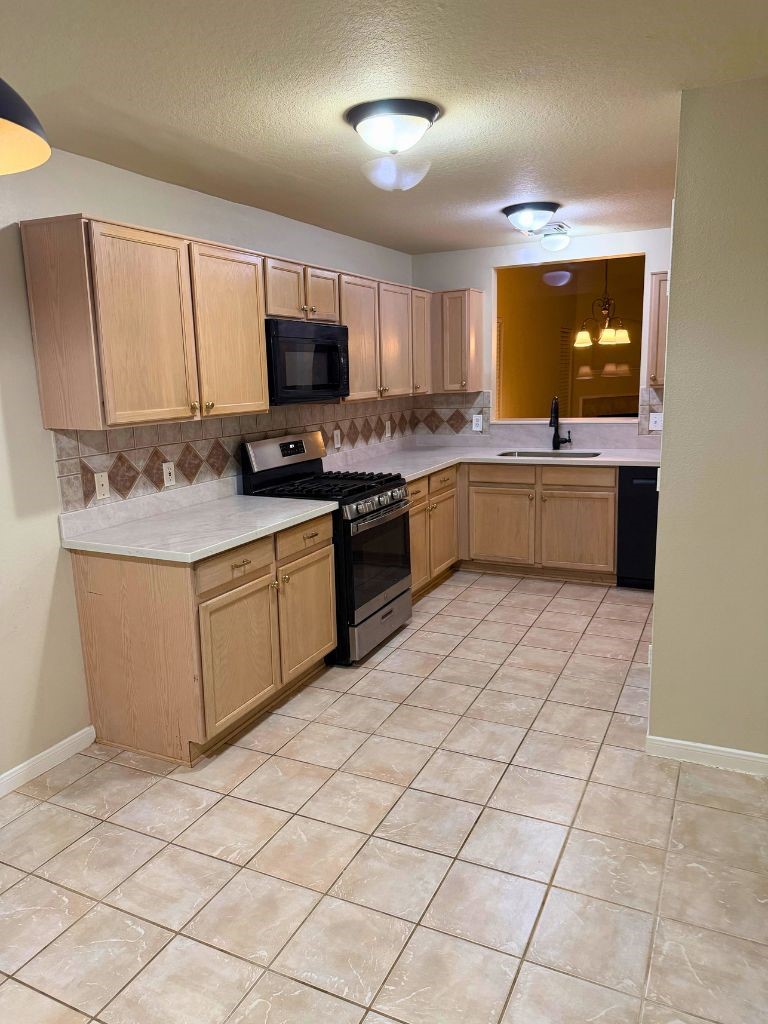 Plenty of cabinet space for all of your cooking essentials.