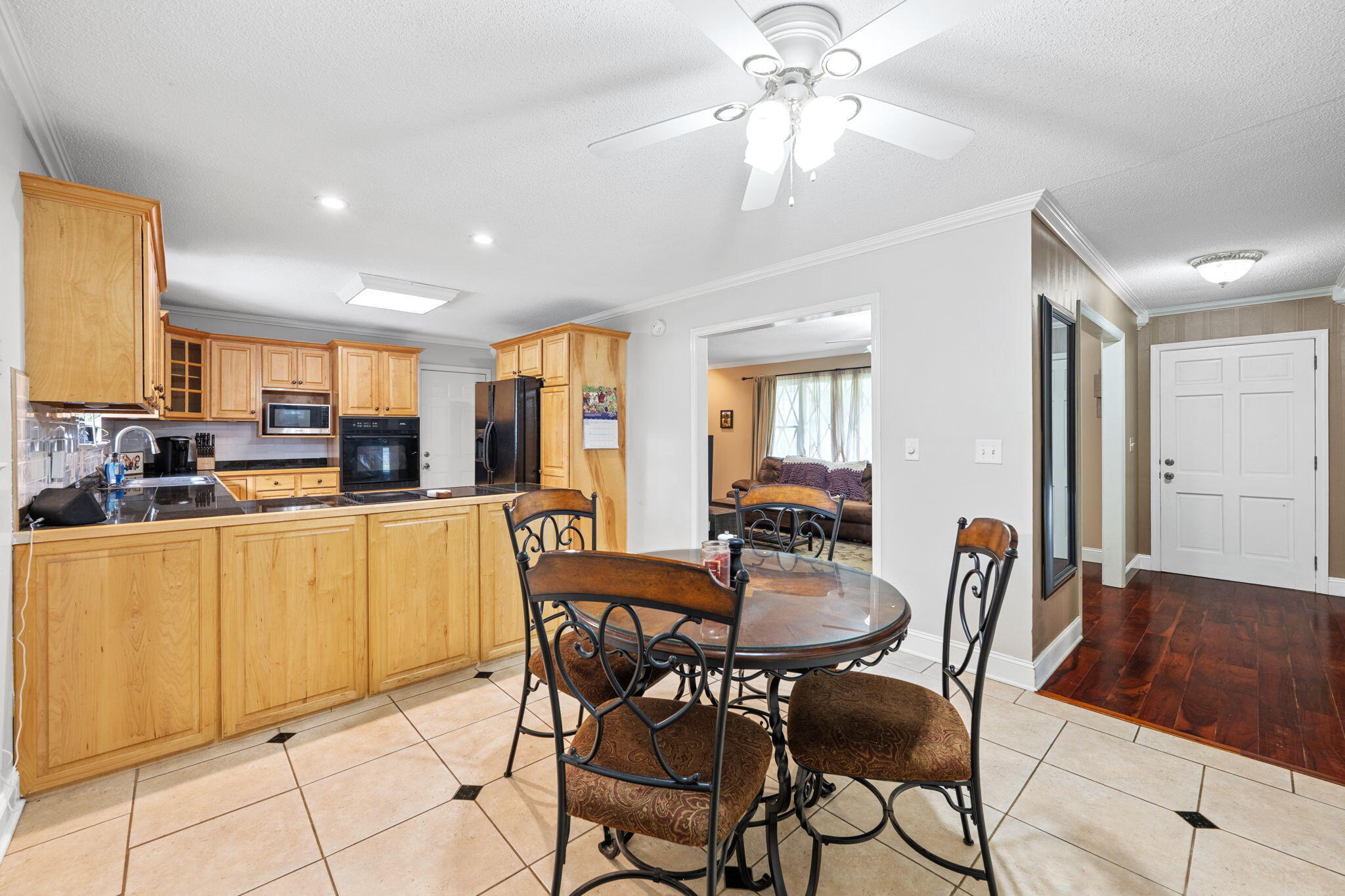 9 Maple Lane Fort Oglethorpe, GA 30742 - Photo 11 of 40 17-web-or-mls-DSC_0063-12