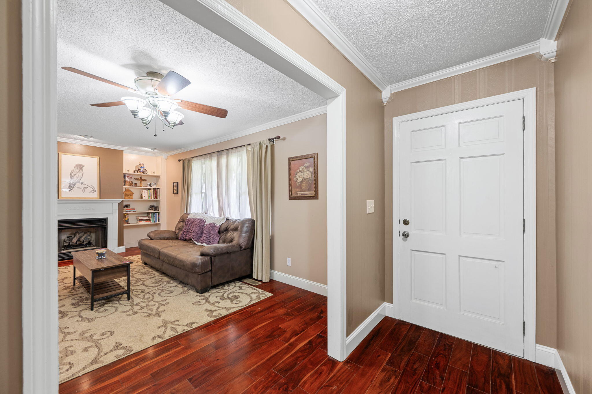 9 Maple Lane Fort Oglethorpe, GA 30742 - Photo 6 of 40 13-web-or-mls-DSC_0051-8