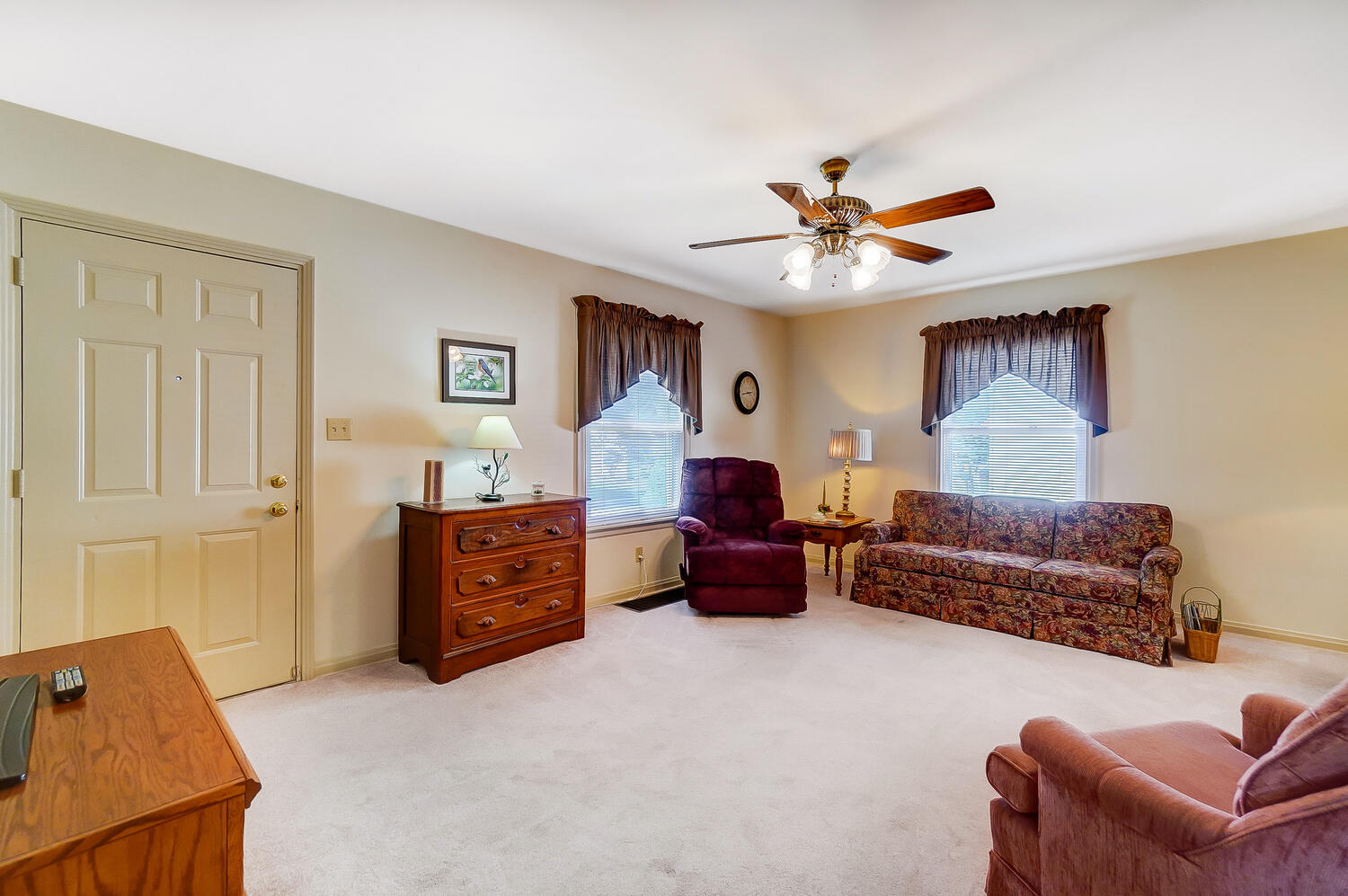 1406 Amherst Road Springfield, OH 45504 - Photo 6 of 37 Gallery Image 6