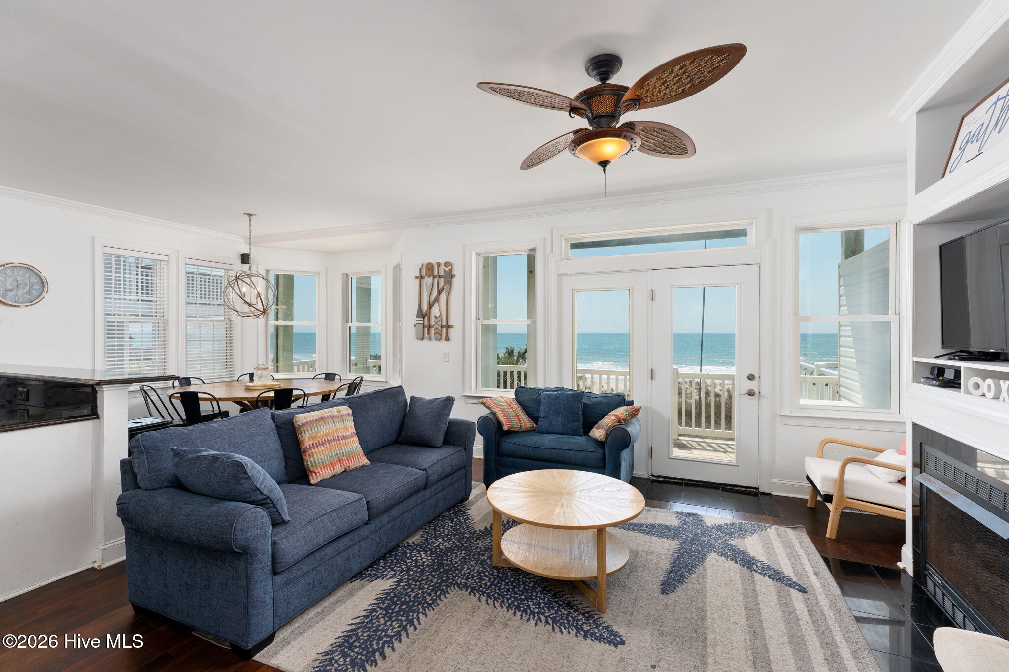 1324 New River Inlet Road North Topsail Beach, NC 28460 - Photo 6 of 90 Living Room