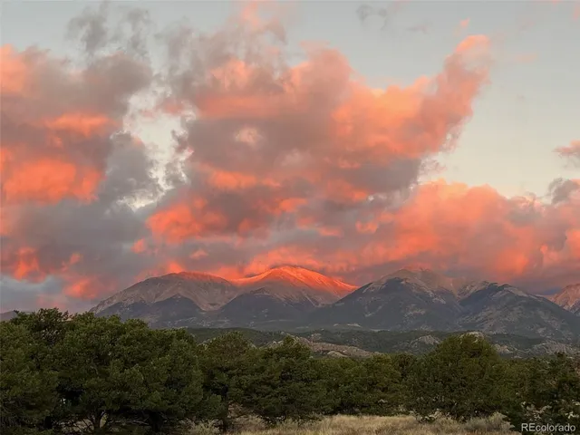 $1,225,000 | 12345 County Road, Salida, CO 81201