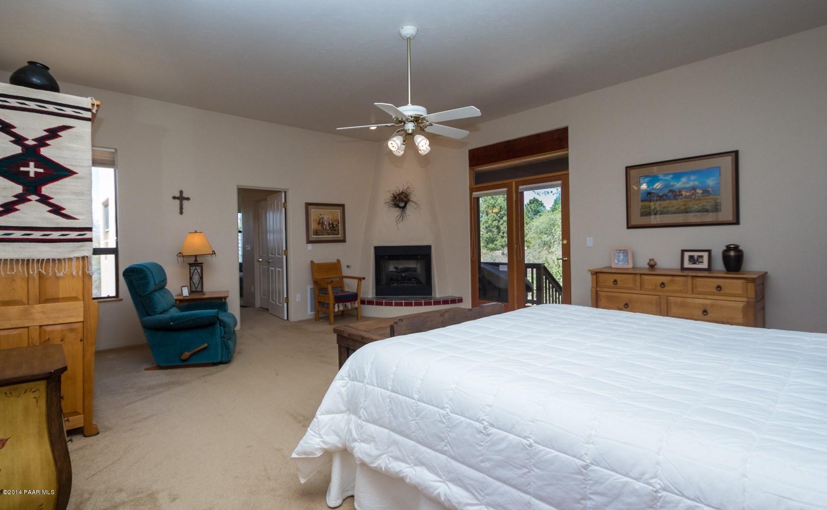 2750 West Bard Ranch Road Prescott, AZ 86305 - Photo 12 of 24 013_Master Bedroom