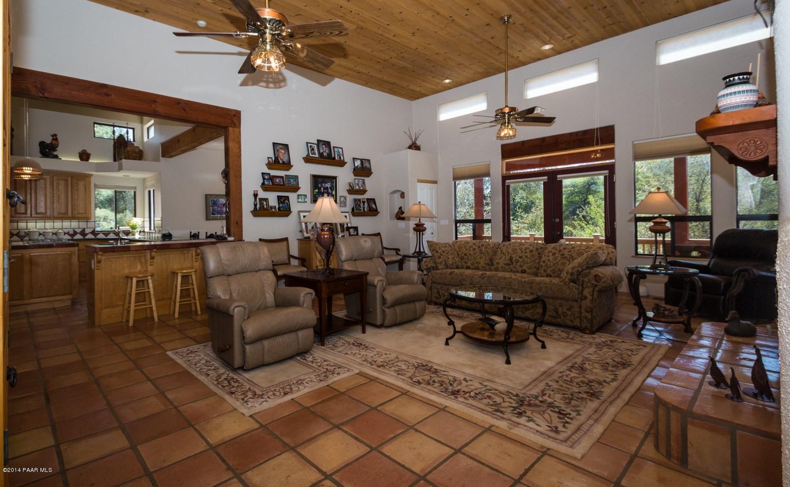 2750 West Bard Ranch Road Prescott, AZ 86305 - Photo 4 of 24 005_Living Room