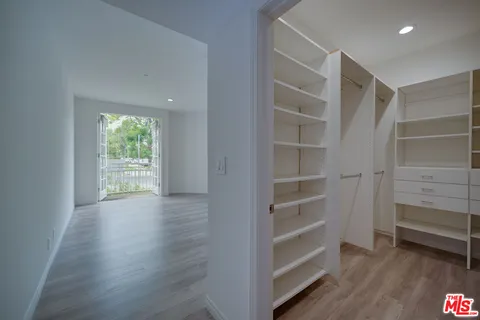 $4,395 | 9800 Vidor Drive, Unit 101, Los Angeles, CA 90035