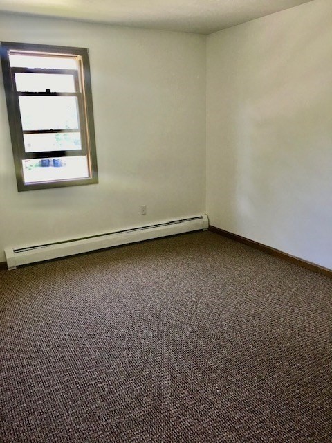 147 East County Road Rutland, MA 01543 - Photo 14 of 17 an empty room with a window