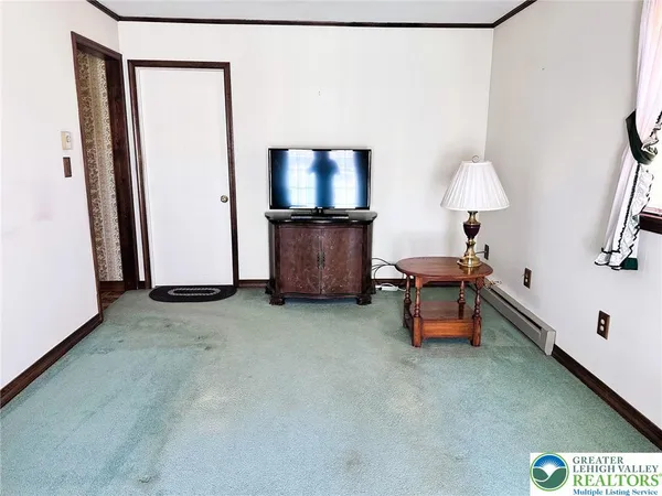 $299,900 | 380 Faith Drive, Catasauqua, PA 18032