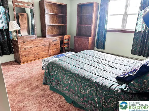 $299,900 | 380 Faith Drive, Catasauqua, PA 18032