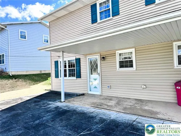 $299,900 | 380 Faith Drive, Catasauqua, PA 18032