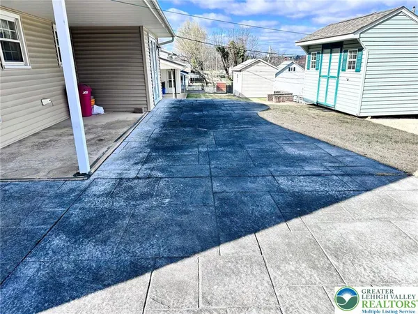 $299,900 | 380 Faith Drive, Catasauqua, PA 18032