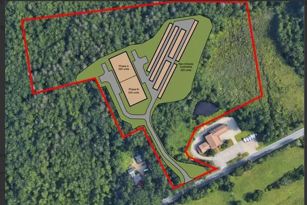 $2,500,000 | 369 East Main Street, Spencer, MA 01562