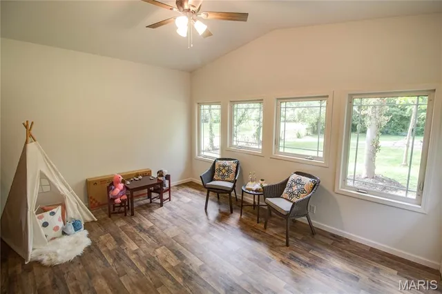 $259,000 | 211 South 9th Street, East Alton, IL 62024