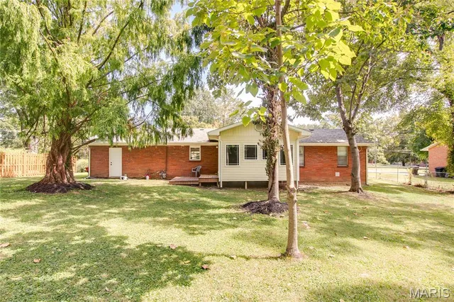 $259,000 | 211 South 9th Street, East Alton, IL 62024