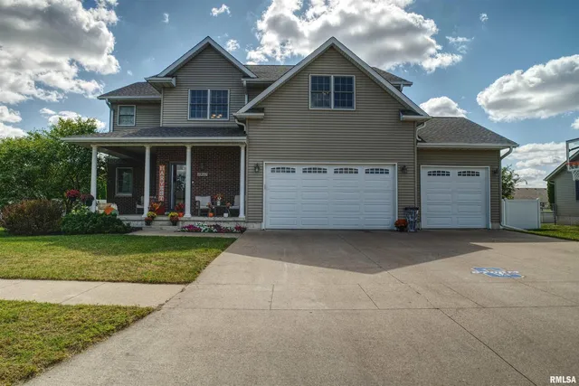 $417,000 | 1917 11th Street, Camanche, IA 52730