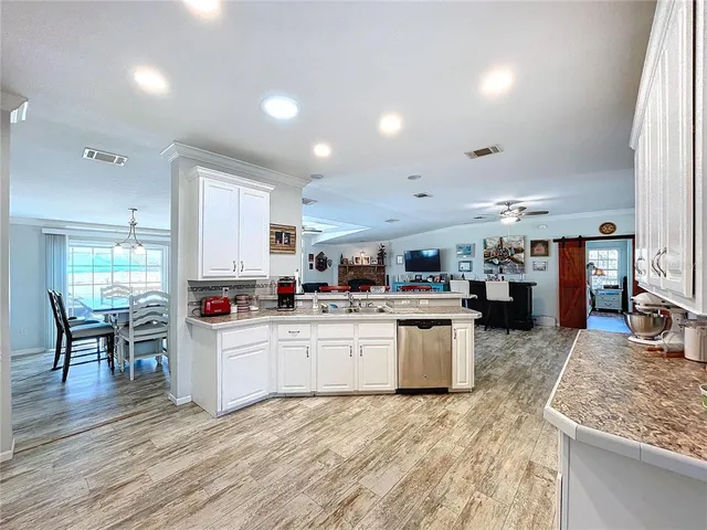 $899,900 | 14890 County Road 757, Webster, FL 33597