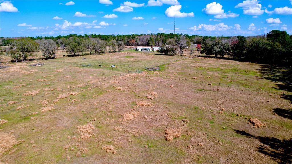 14890 County Road 757 Webster, FL 33597 - Photo 10 of 100