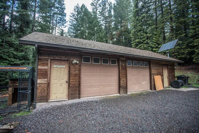$2,300,000 | 11091 Irmulco Road, Willits, CA 95490