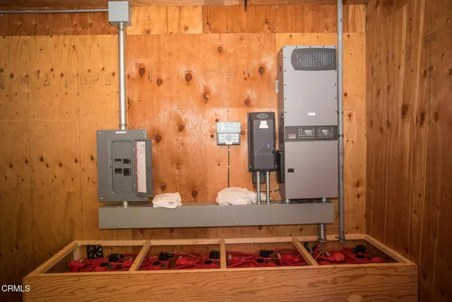 $2,300,000 | 11091 Irmulco Road, Willits, CA 95490