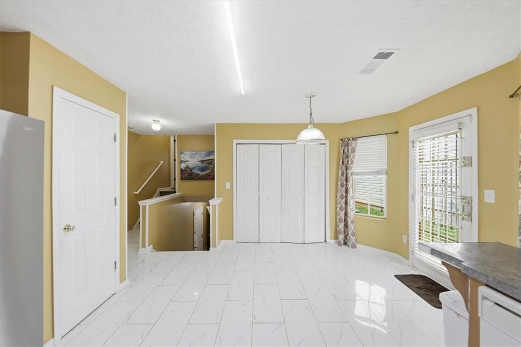 109 Tyler Way Jackson, GA 30233 - Photo 14 of 44 a view of livingroom with furniture